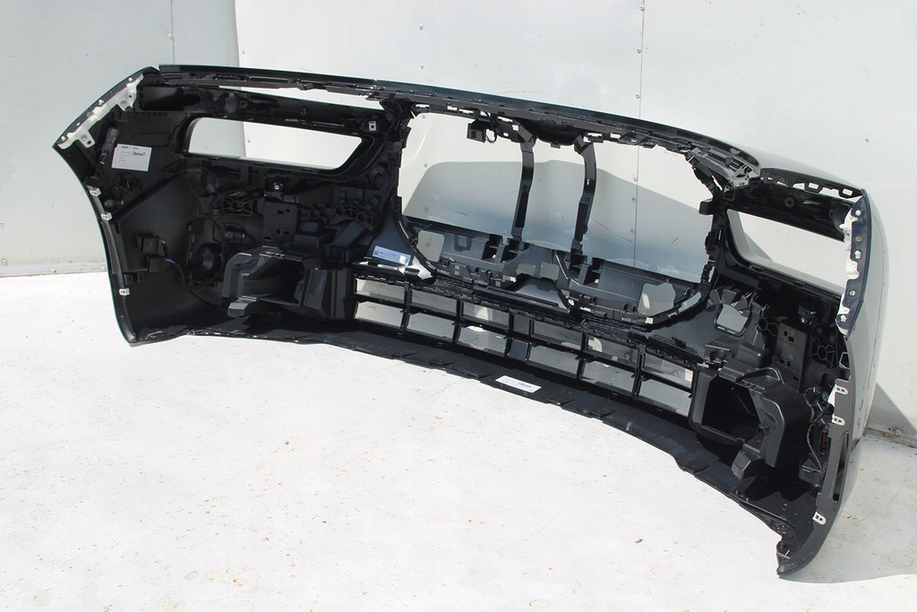 фото №9, Bmw 7 g70 бампер передний перед 475 black-sapphire