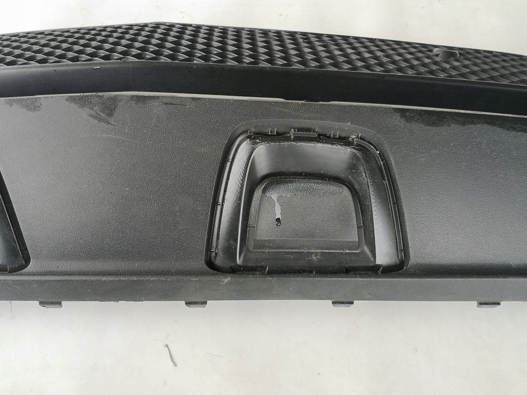 Mercedes glc amg w253- решётка средняя бампера с Разборки