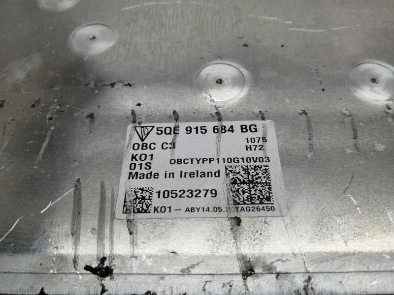 Модуль управляющий зарядка аккумулятор porsche taycan 9j 5qe915684bg jednos Доставка