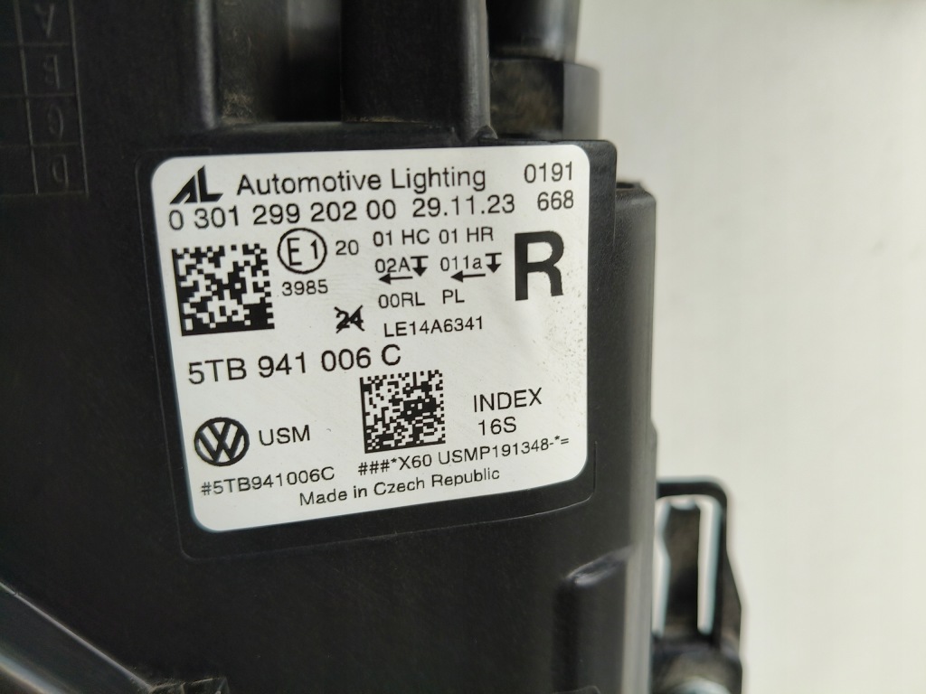 фото №10, Лампа права фара vw touran 5ta 16-