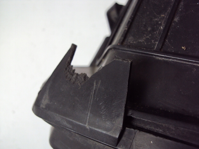 фото №5, Корпус фільтра повітря права audi a8 d3 w12 6.0