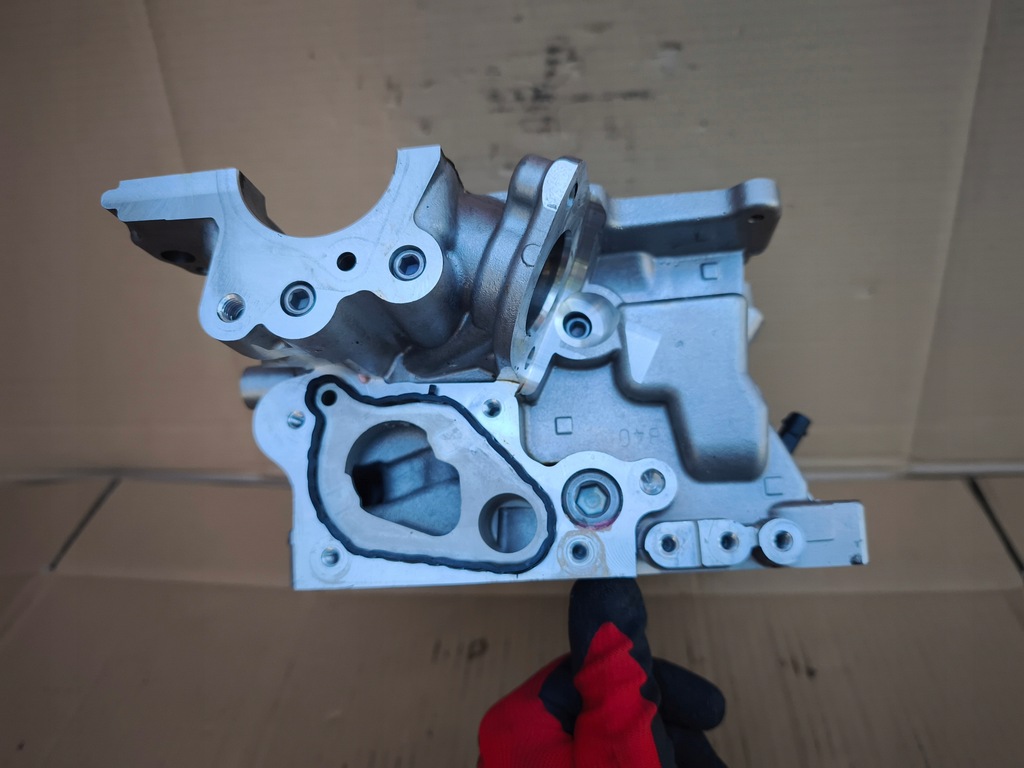 фото №10, Jeep compass ii 1.5 turbo t4 e-hybrid 131km 23r головка двигателя