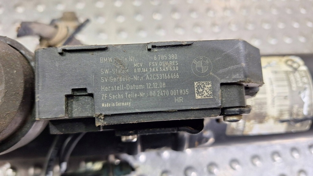 Амортизатор правый задний  активный edc 6785408 6785380 bmw x6 e71 Цена