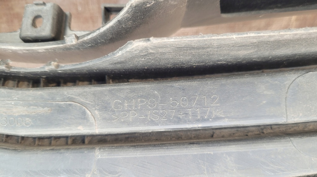 фото №13, Mazda vi 6 gj 13- решётка радиатора решётка радиатора ghp9-50712 // 2742