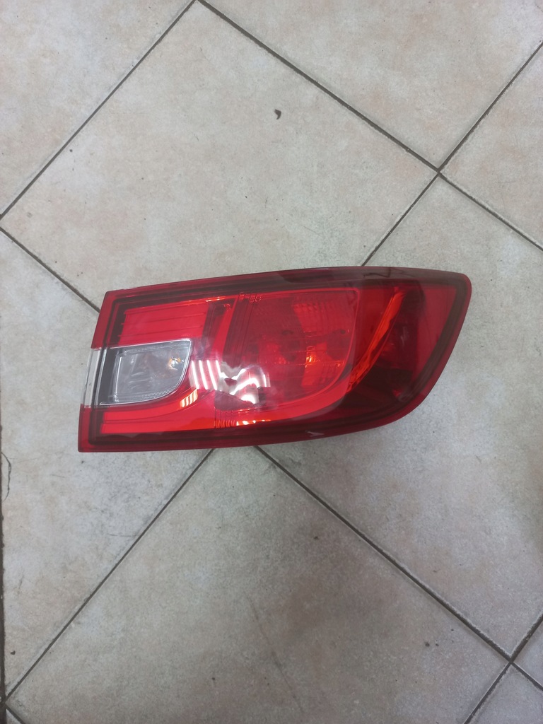 фото №1, Renault clio iv hb лампа задняя правая europa hb