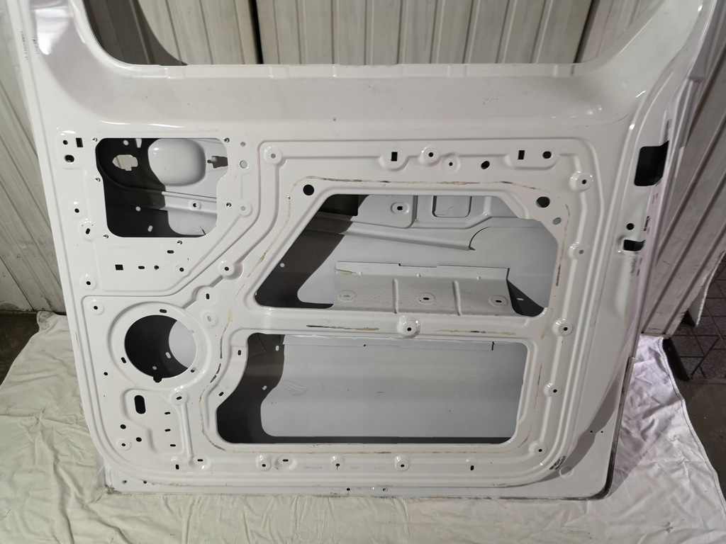 фото №8, Дверь правое сдвижные traveller proace expert 16-