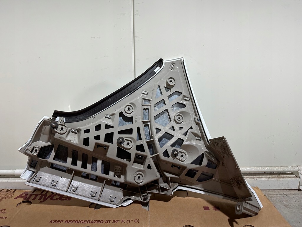 фото №7, Ford b-max накладка na крыло правая задняя