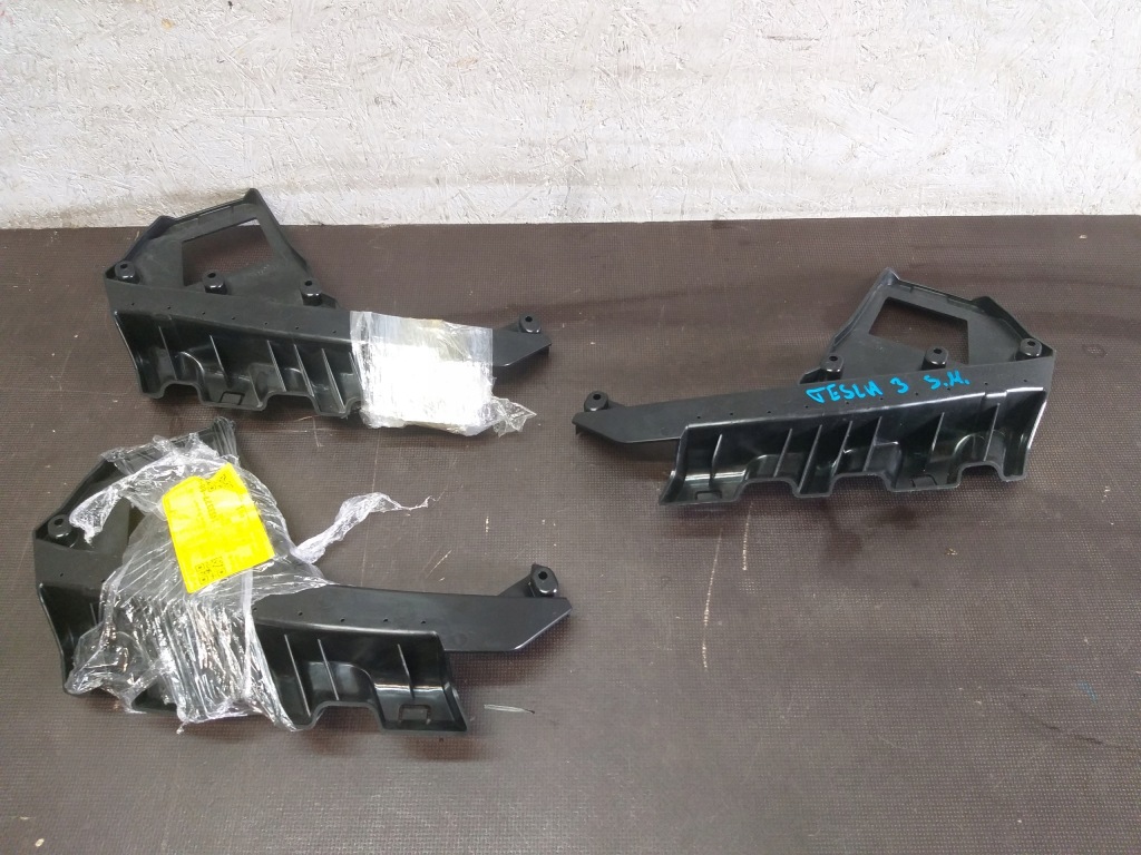 Купить Лампа направляющая правый lub левый tesla iii 3