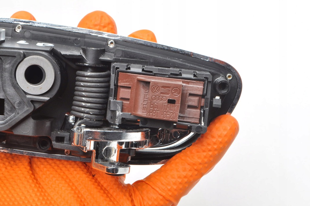 фото №10, Bentley bentayga ручка внутренняя левый перед 36a837019a