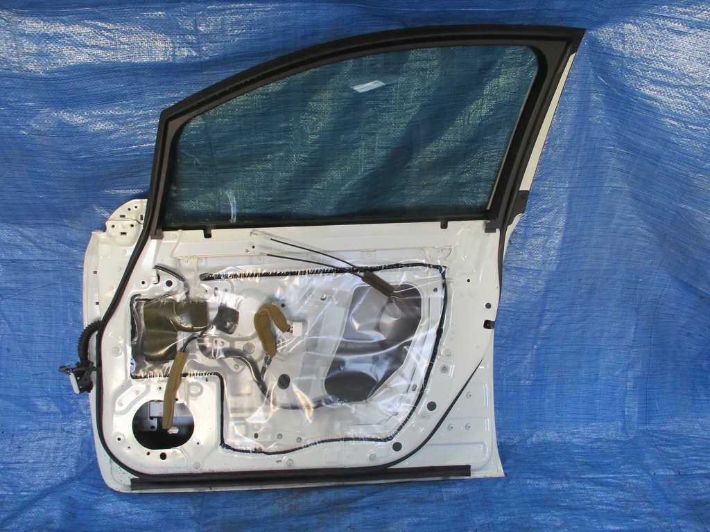 фото №6, Дверь правое передние nissan leaf i цвет qx1