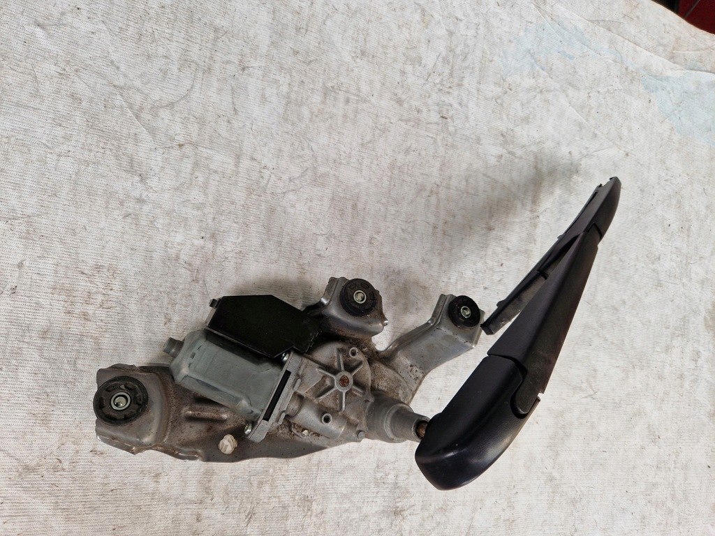 фото №1, Auris ii - двигатель дворники задняя