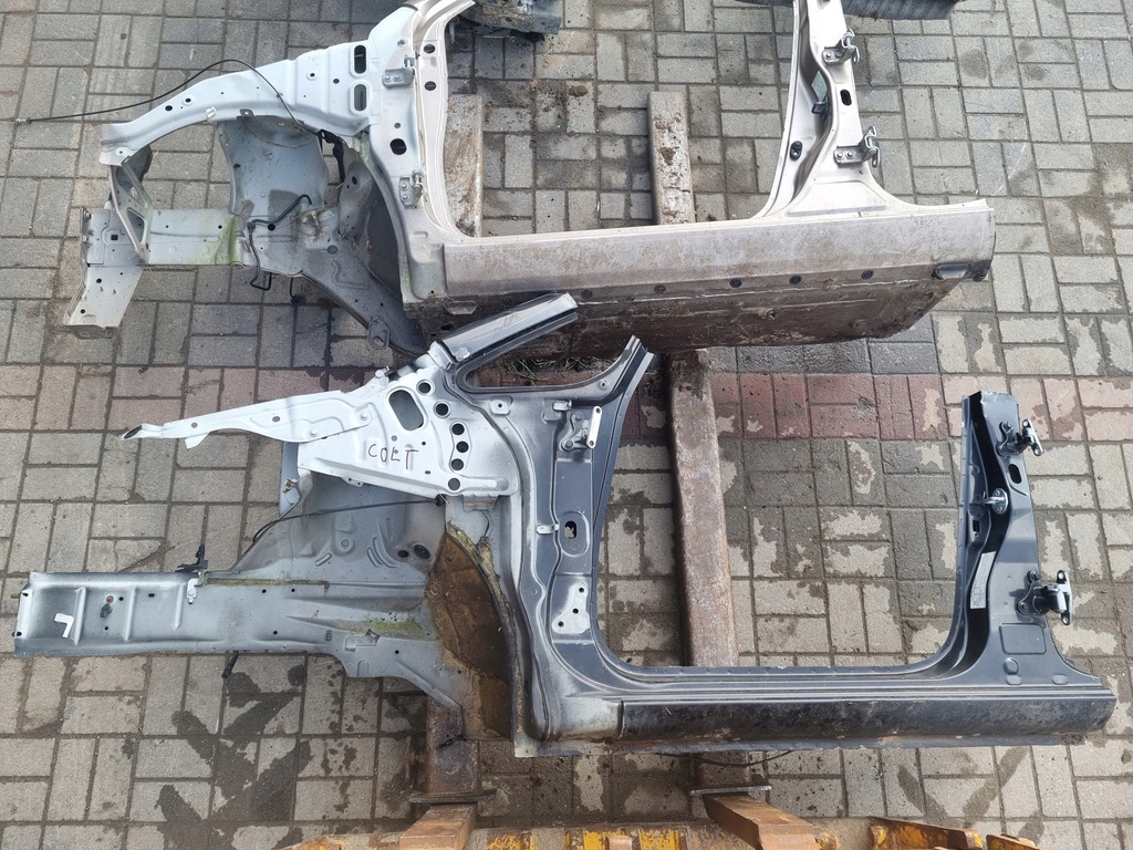 фото №1, Порог левый mitsubishi colt z30 08- 5d