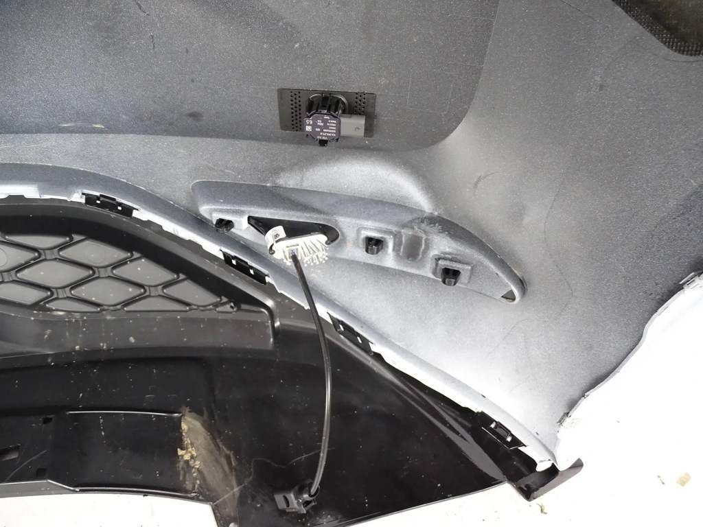 фото №10, Бампер задняя задний vw id.3 gtx kompletny + pdc оригинальный номер 10a807421