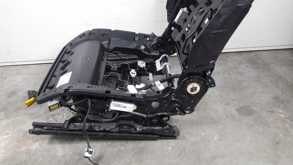 фото №7, Tesla x сиденье каркас сиденье правый перед