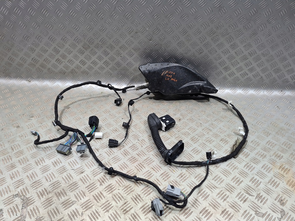 фото №1, Джгут електропроводка двері ford fiesta mk8 5 двері europa