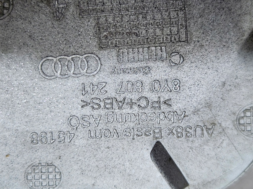 фото №6, Audi a3 8y0 заглушка розпилювача ліва права