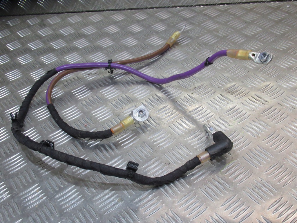 фото №1, Przewóod аккумулятор audi q7 q8 4m0971227bg