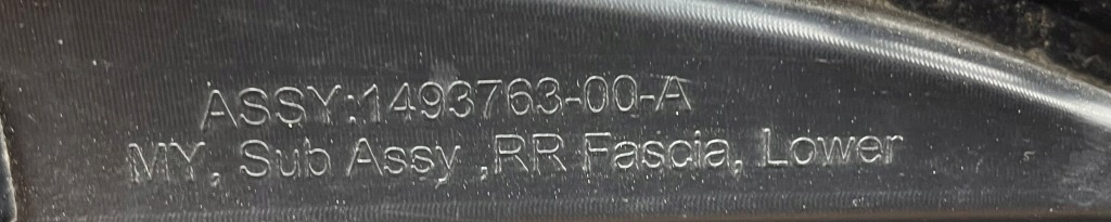 Tesla model y 2020 - спойлер накладка бампера диффузор задняя 1494006-00-a Цена