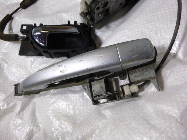 фото №2, Citroen c3 ii замок дверь перед правый 6 pin