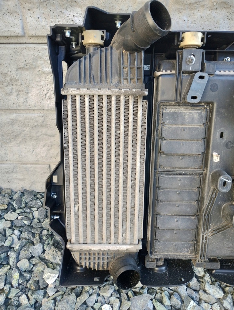 фото №4, Pas передний радиатор 508 i rxh sw гибрид #2527