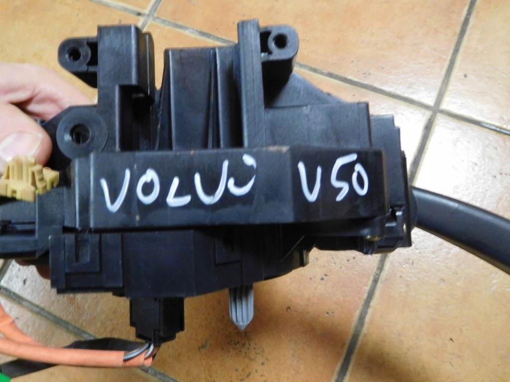 фото №8, Volvo v50 s40 переключатель комбинированный p30710342