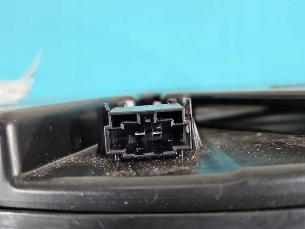 фото №2, Сабвуфер seat leon iii 3 5f0035382