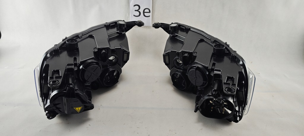 фото №13, Skoda rapid 5jb ксенон левый правый фара лампа левая правая