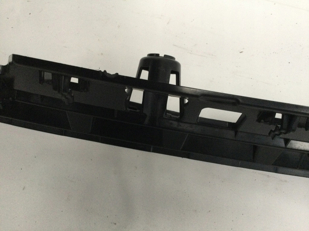 фото №7, Кронштейн бампера задні середній bmw ix i20 51128737046 оригінал