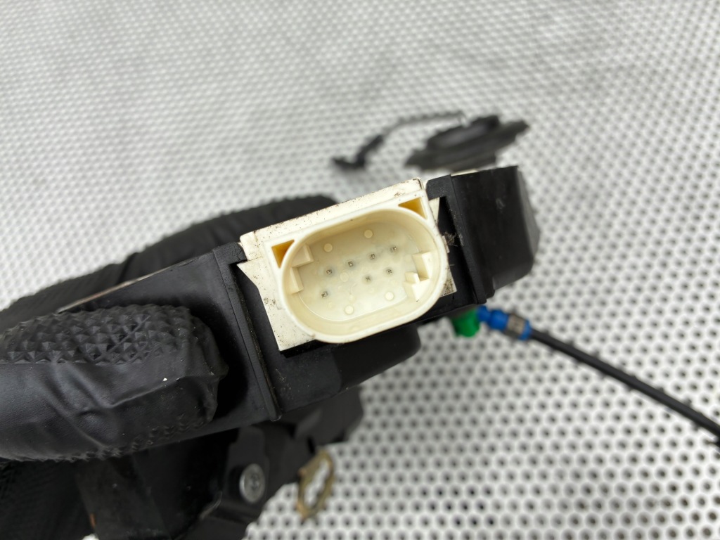 Замок двері лівий перед передній mini r50 r52 r53 r55 r56 r58 =oem= європа  7pin в Україні