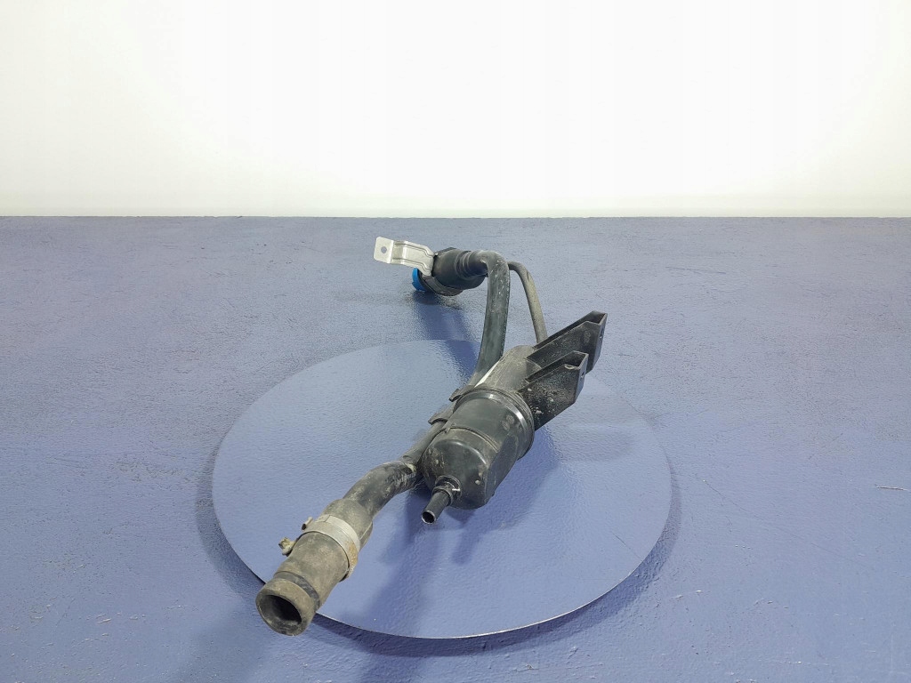 фото №3, Bmw 7 g11 g12 lci 3.0d заливная горловина трубка scr adblue 7358308