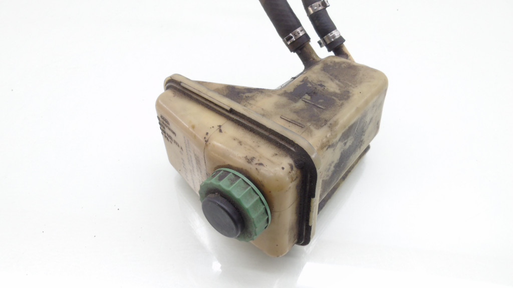 фото №5, Бачок підсилювача audi a8 d2 4a0422373a