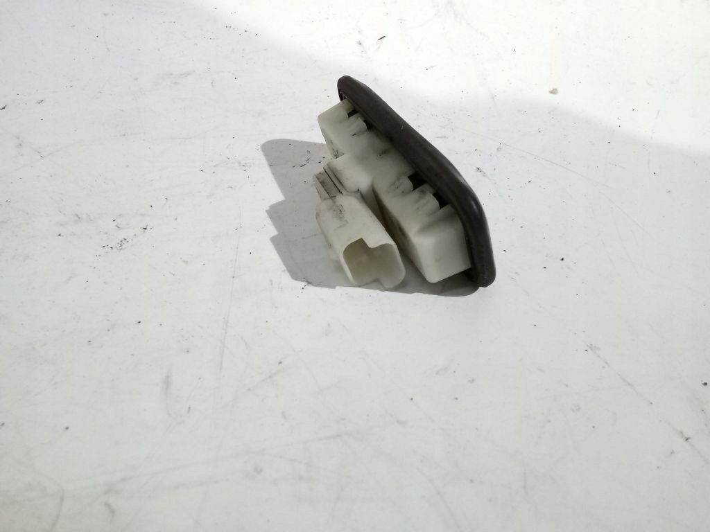 фото №5, Peugeot 3008 i ручка микровыключатель крышки задняя