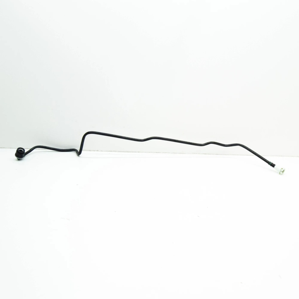 Bmw x5 e70 шланг топливный 16117164349 7164349 оригинальный Недорого