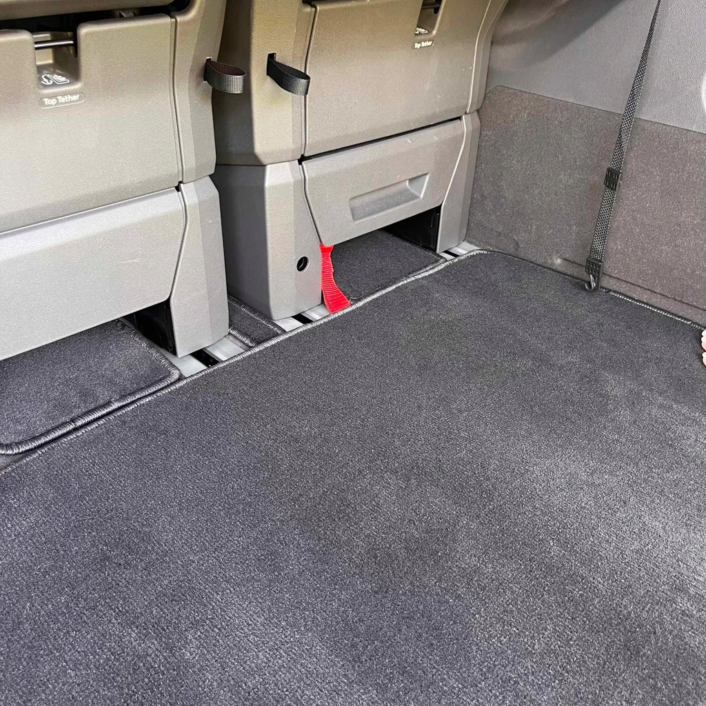 фото №13, Килимки велюрові тканинний гумові od знизу vw новий multivan t7 volkswagen