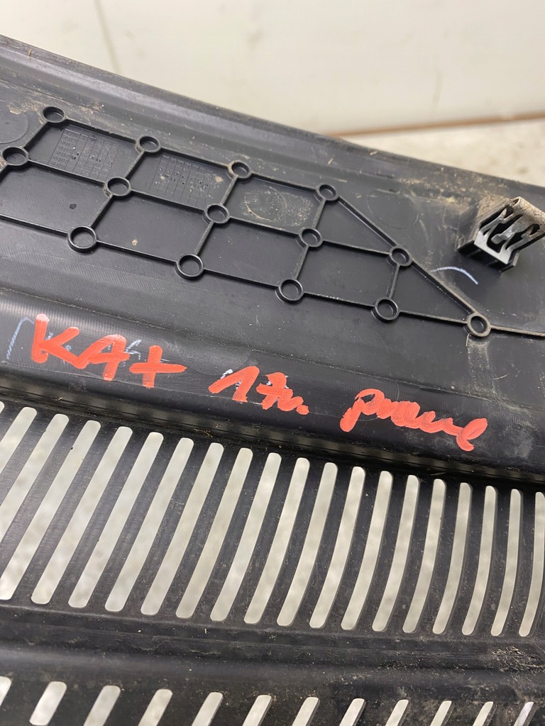 фото №9, Ford ka + plus 1.2 жабо правое верхний e4b5-a02216-af