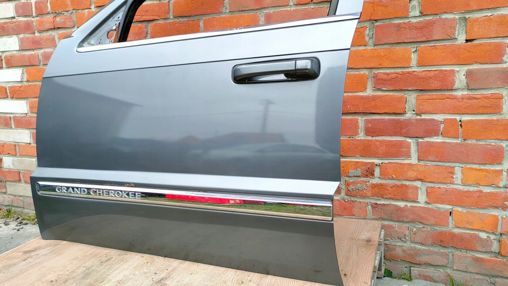 фото №7, Jeep grand cherokee wk 5-10 дверь левый перед