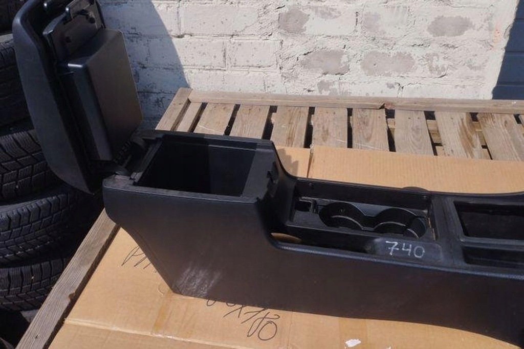 фото №8, Підлокітник mazda 6 хетчбек gg bp4k64428 2.3l бензиновий 116kw 2008