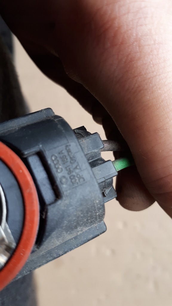 фото №9, A4 b8 s4 a5 штекер лампочка галоген h11