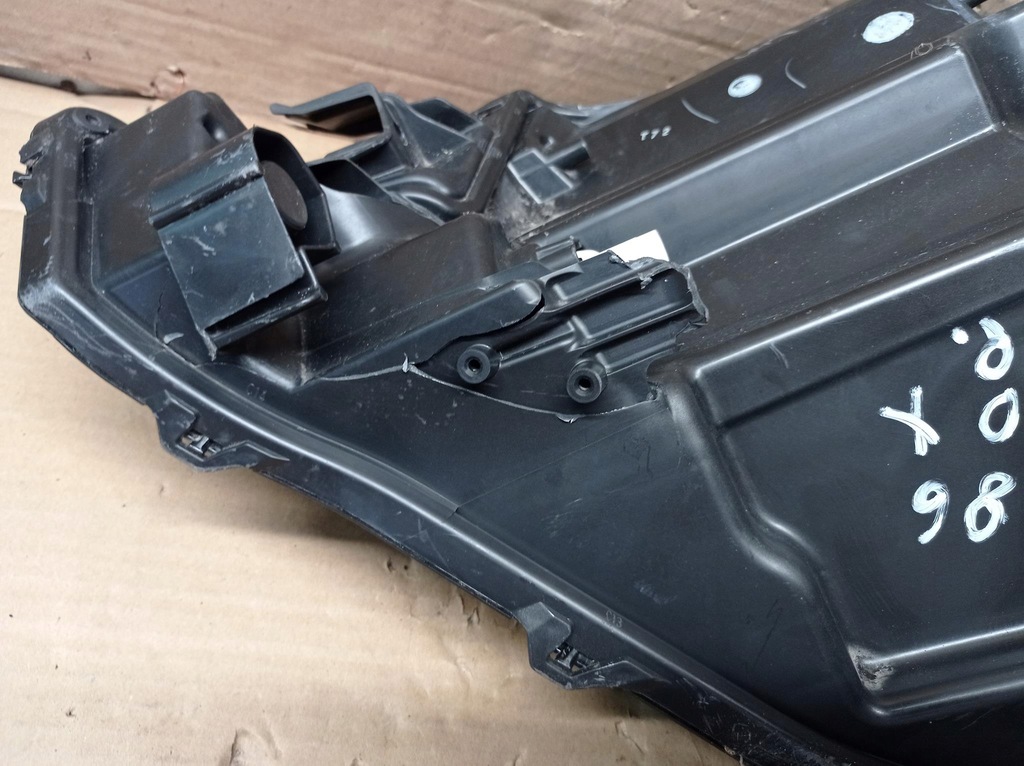 фото №13, Лампа фара правый toyota aygo x europa