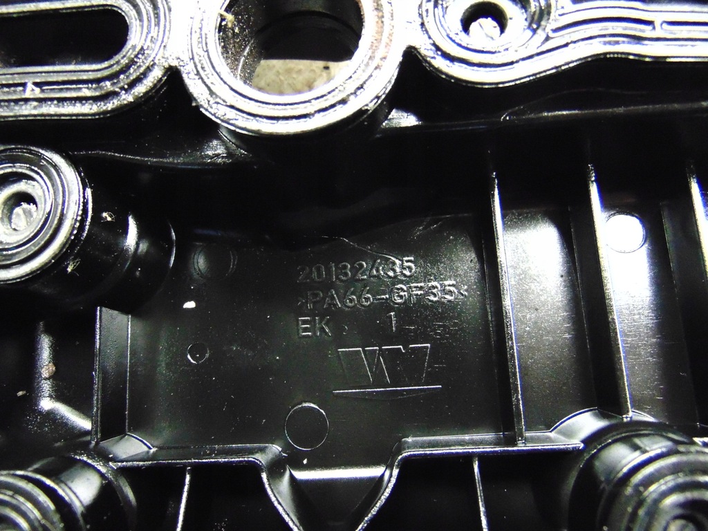 фото №6, Крышка клапанов jeep grand cherokee iv wk2 3.0crd