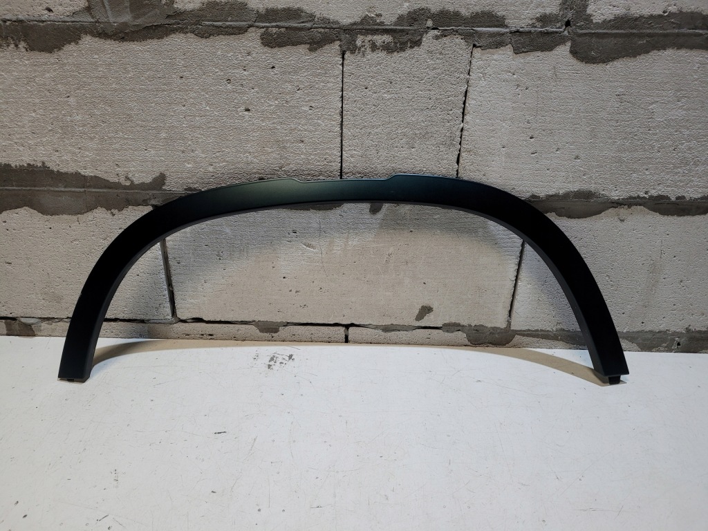 фото №1, Молдинг крыла перед левая land rover defender 2