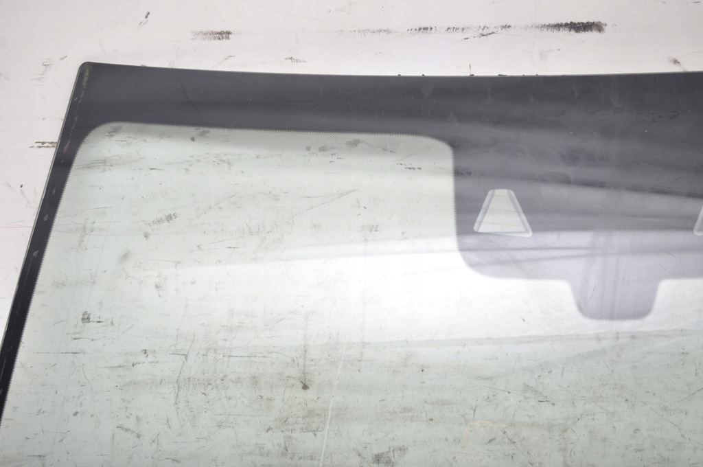 фото №5, Mercedes glc x253 стекло перед передняя лобовое 18r