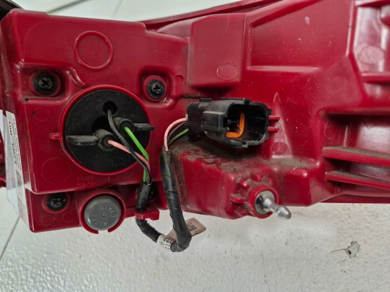 фото №9, Kia sportage 4 iv lift лампа лівий задня ліва задня w крила 92401-f1500