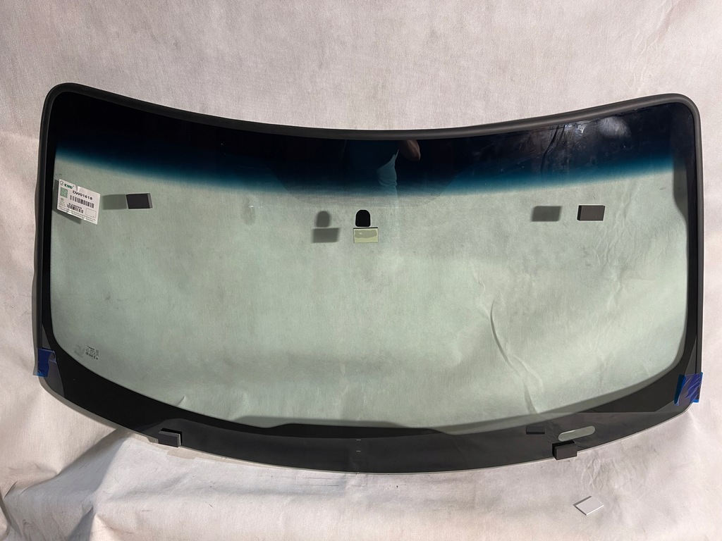 фото №1, Ford explorer стекло передняя nowa 2006-2010