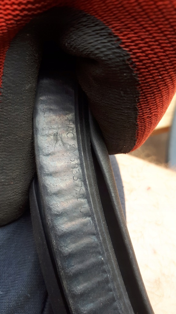 фото №9, A3 8y прокладка дверь левая правая перед sedan