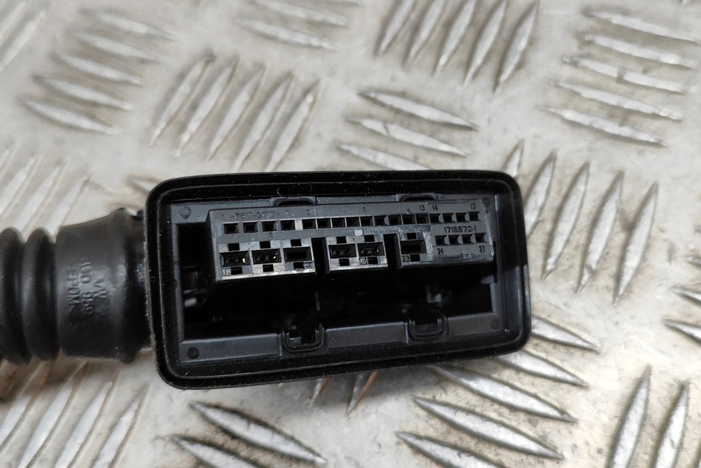 фото №5, Vw id.5 e39 задні праве двері проводка tab016298sr електрика 220kw 2