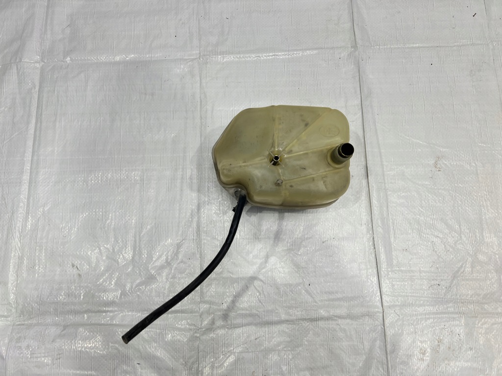 фото №4, Maserati granturismo бачок розширювальний wody