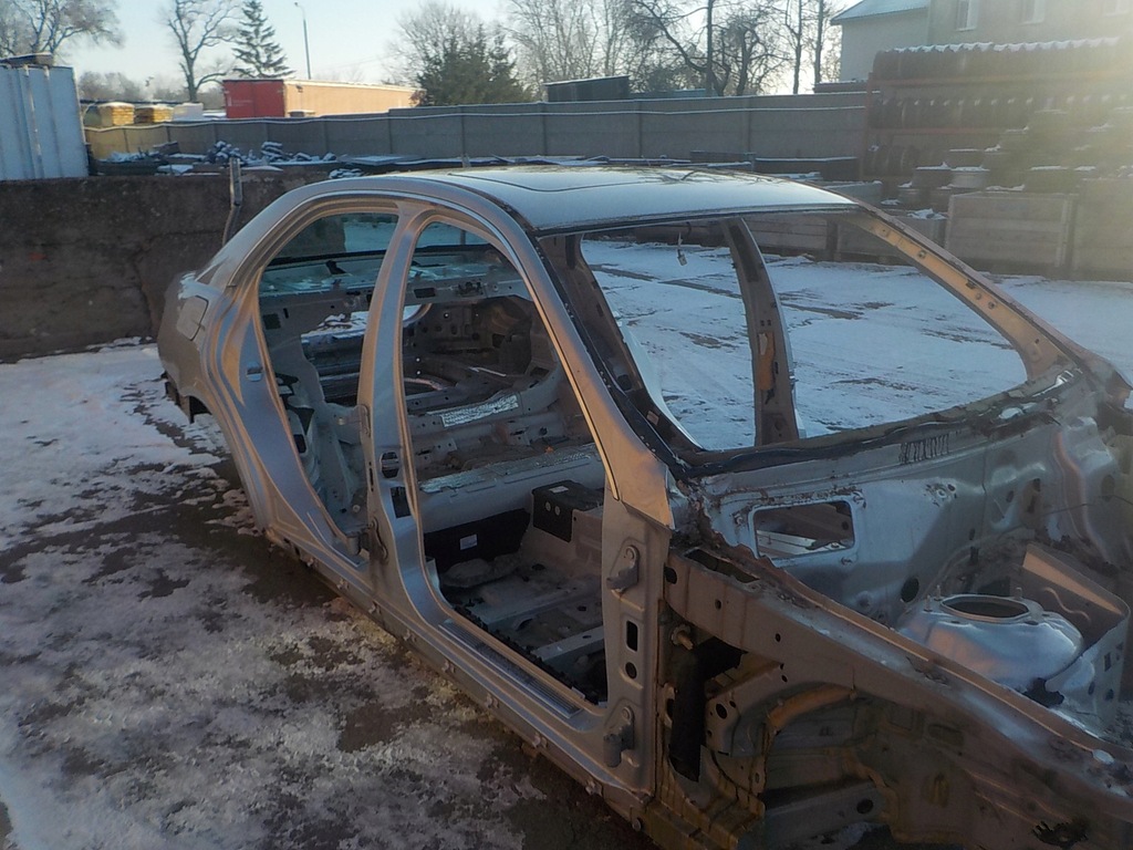 фото №1, Mercedes-benz e w212 четверть задняя задняя правая sedan