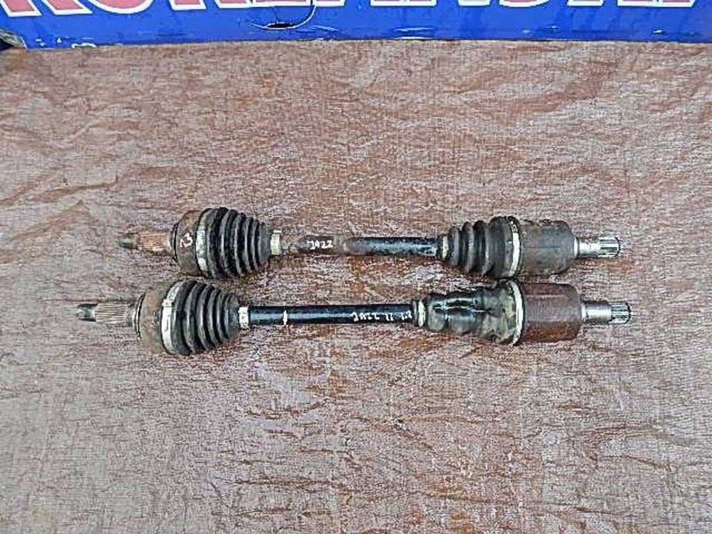 фото №1, Приводной вал левая honda jazz ii 1,2 02-08