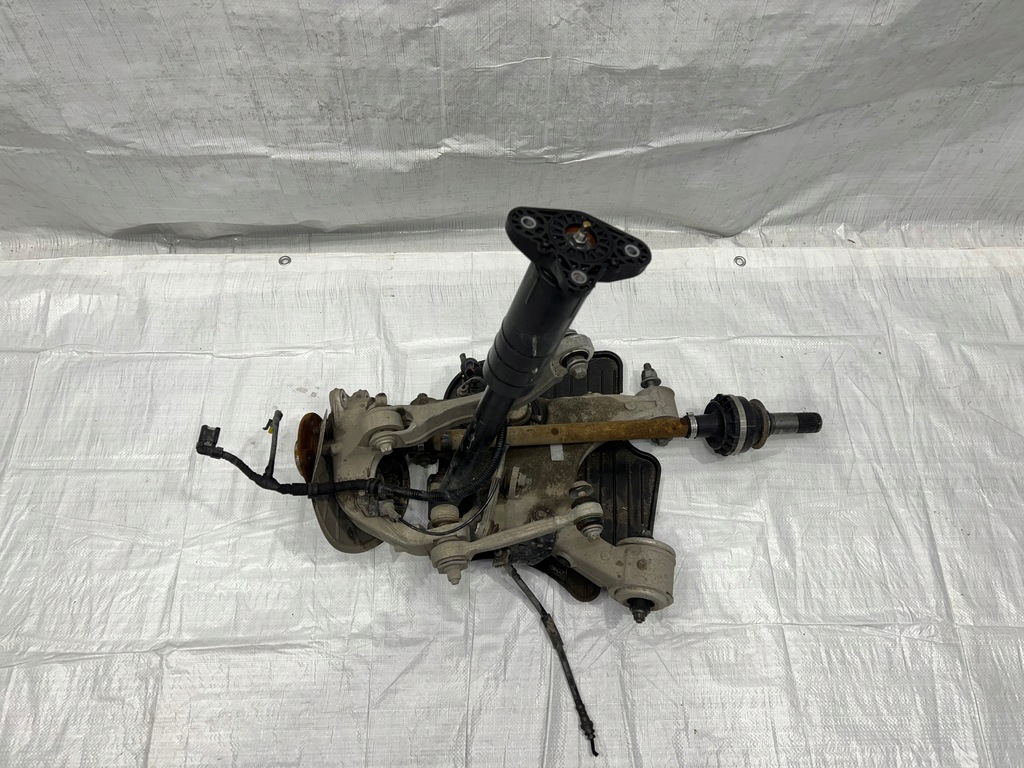 фото №1, Alfa romeo stelvio поворотный кулак задняя задняя комплектная